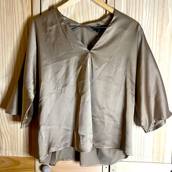 Banana Republic Tops - Satin V neck Blouse